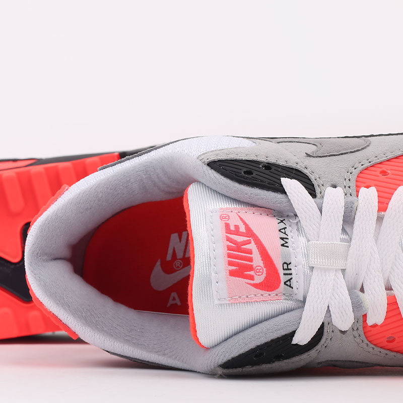 Мужские кроссовки Nike Air Max III (CT1685-100)  - цена, описание, фото 3